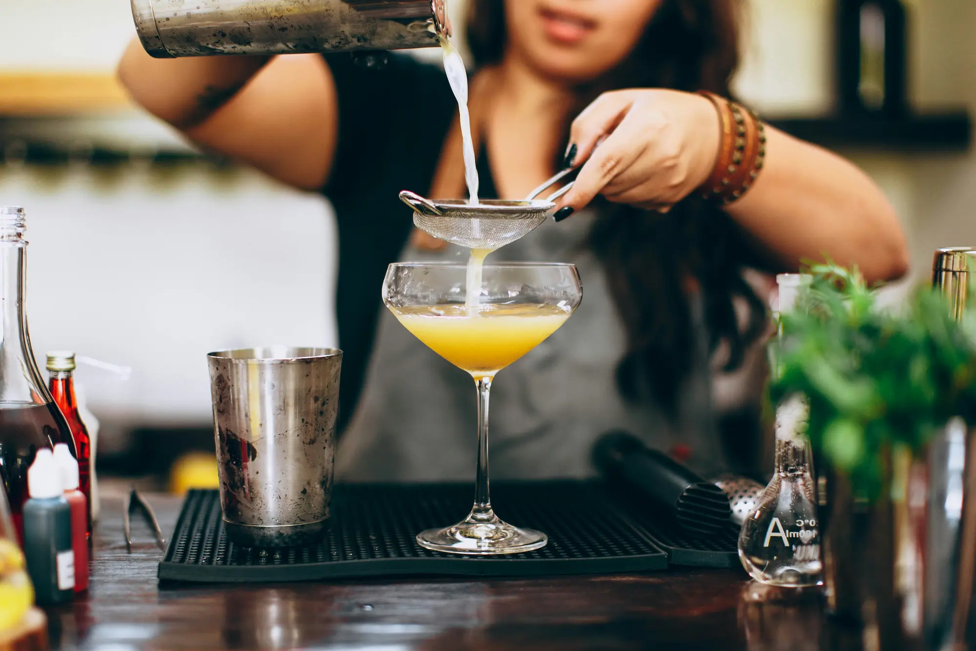 whiskey & rye bartending